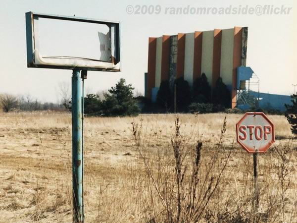 Vista Drive-In Theatre - Vista